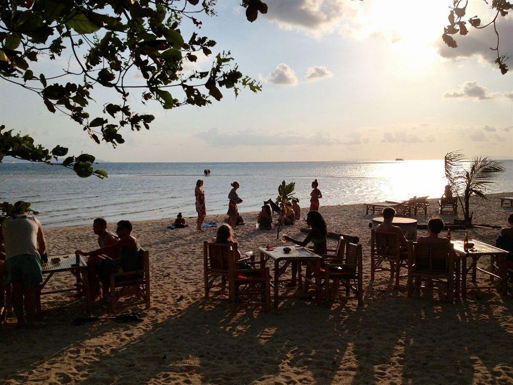 Charm Beach Resort Ko Pha Ngan Exterior foto