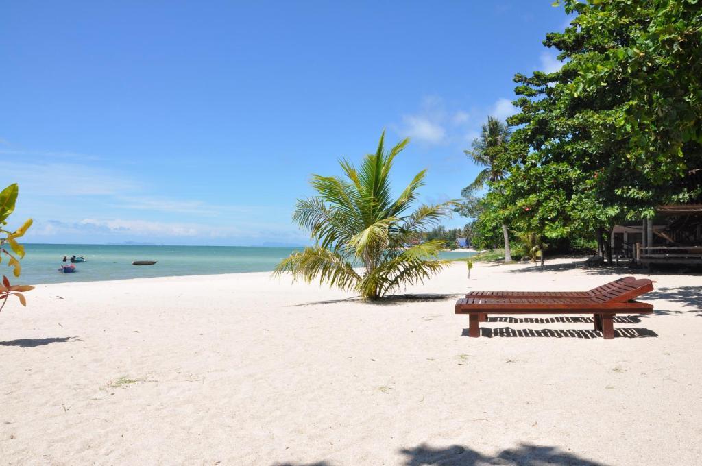 Charm Beach Resort Ko Pha Ngan Exterior foto