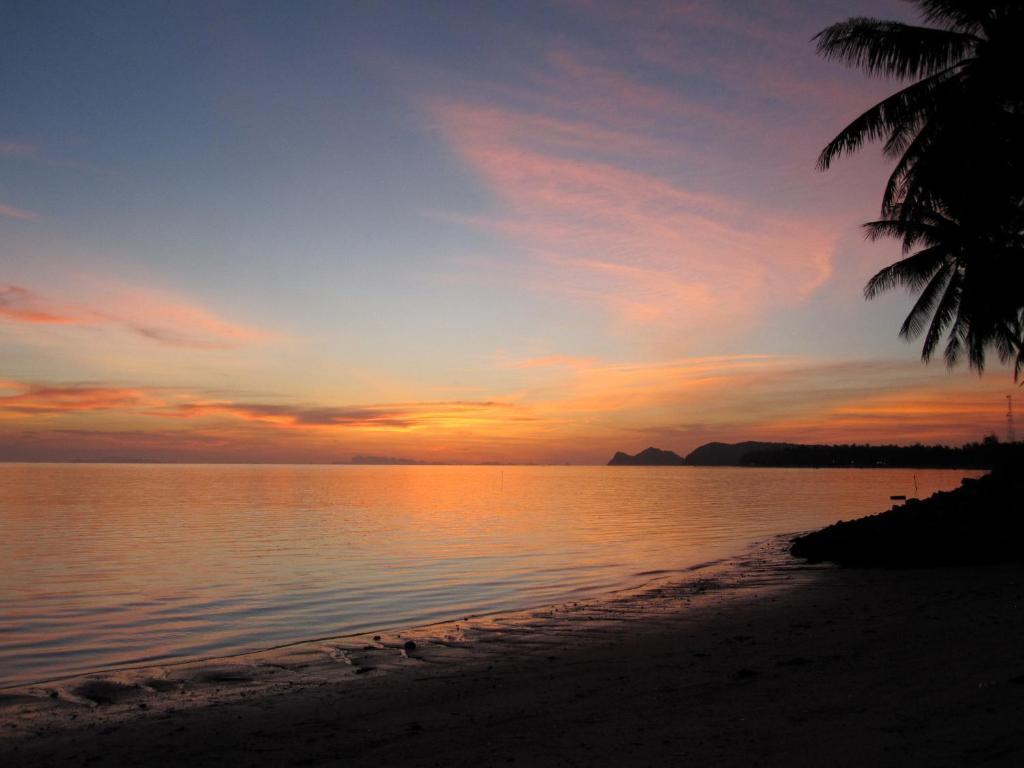 Charm Beach Resort Ko Pha Ngan Exterior foto